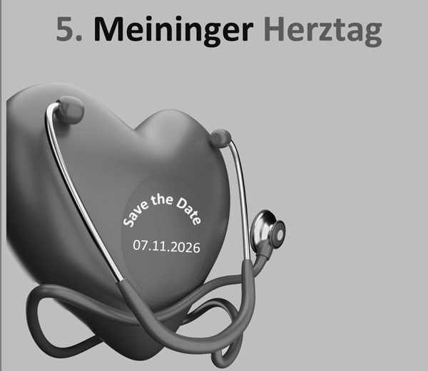 Teilnehmer diskutieren in einem Workshop